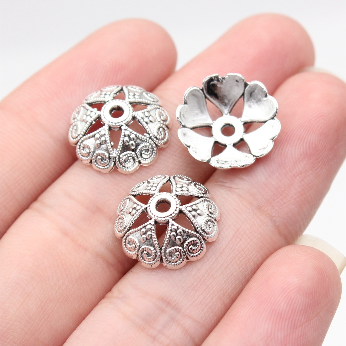 1:antique color argento