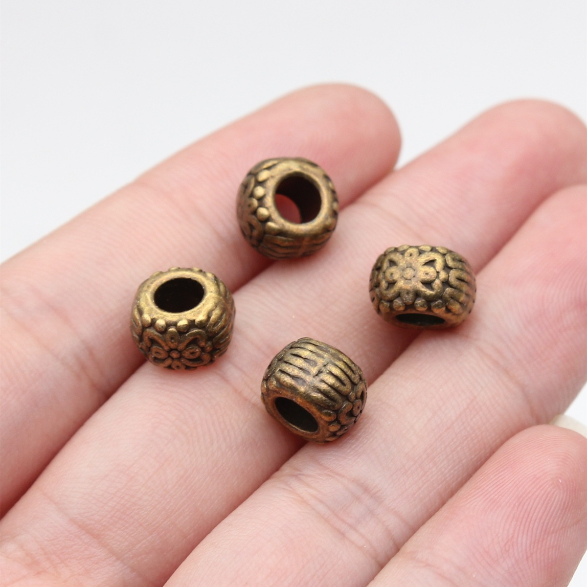 2:antiikki pronssi väri