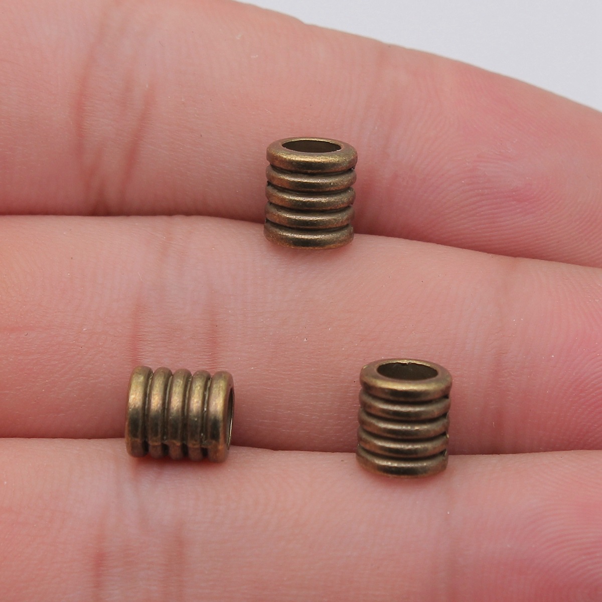 2 antike Bronzefarbe