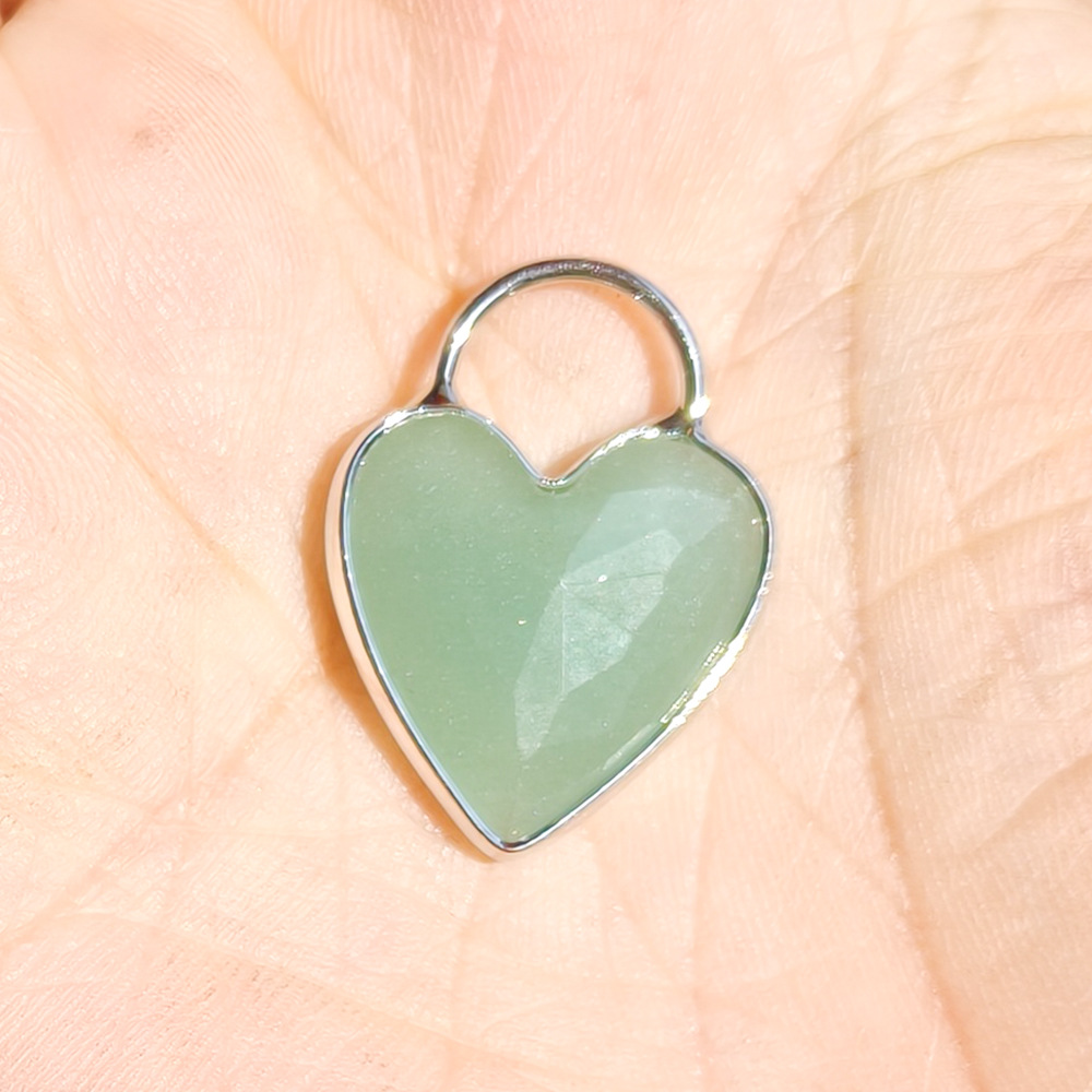 8:Green aventurine