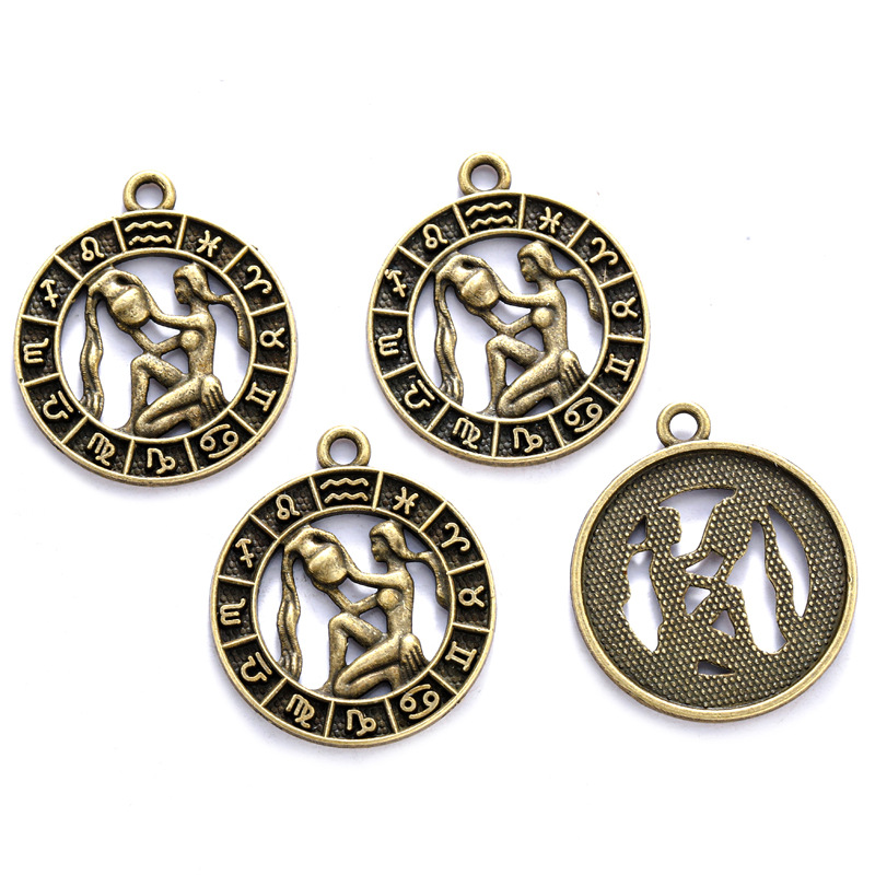 7:Aquarius ancient green/24*21mm/1.66g