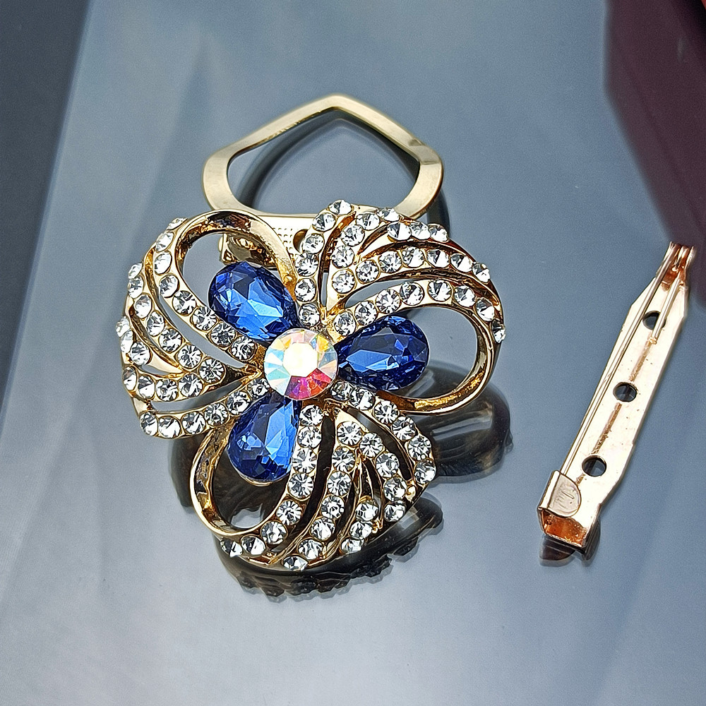 11:Three-leaf bead Blue