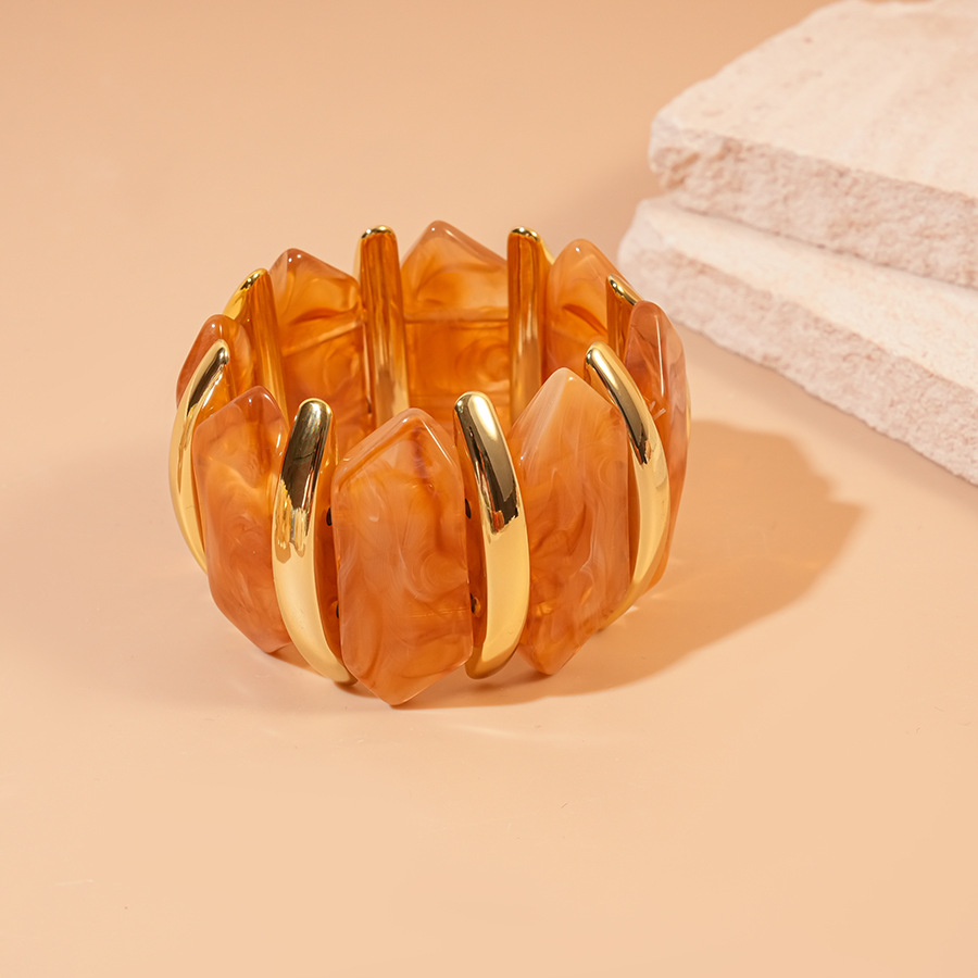 3:Bracelet-dark coffee