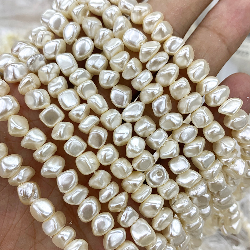 2:6-7 Champagne Gold