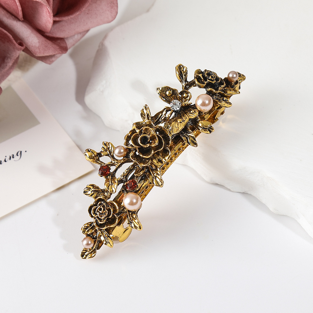 7:Three Flowers Ancient Gold