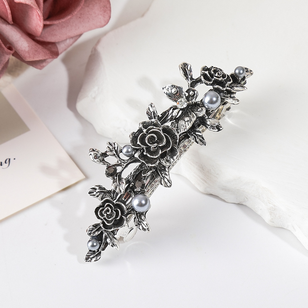 8:Three Flowers Ancient Silver