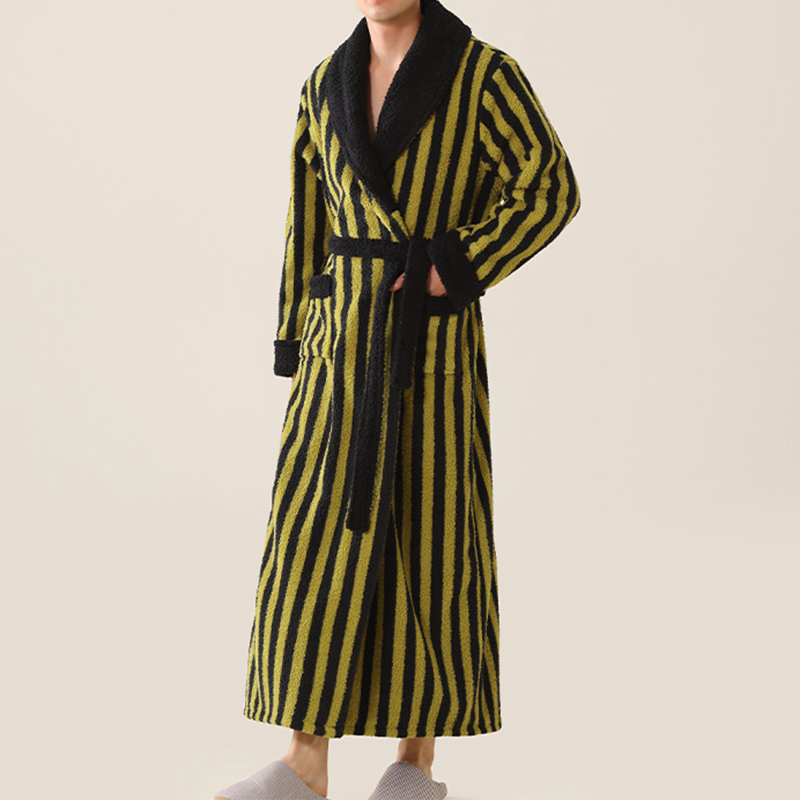 Black and green stripes [male]