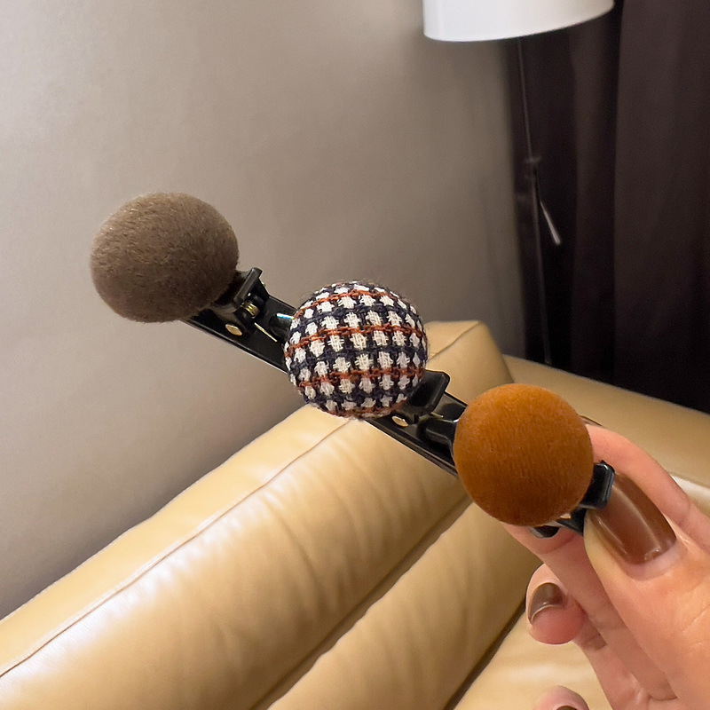 5:1579 Orange coffee ball