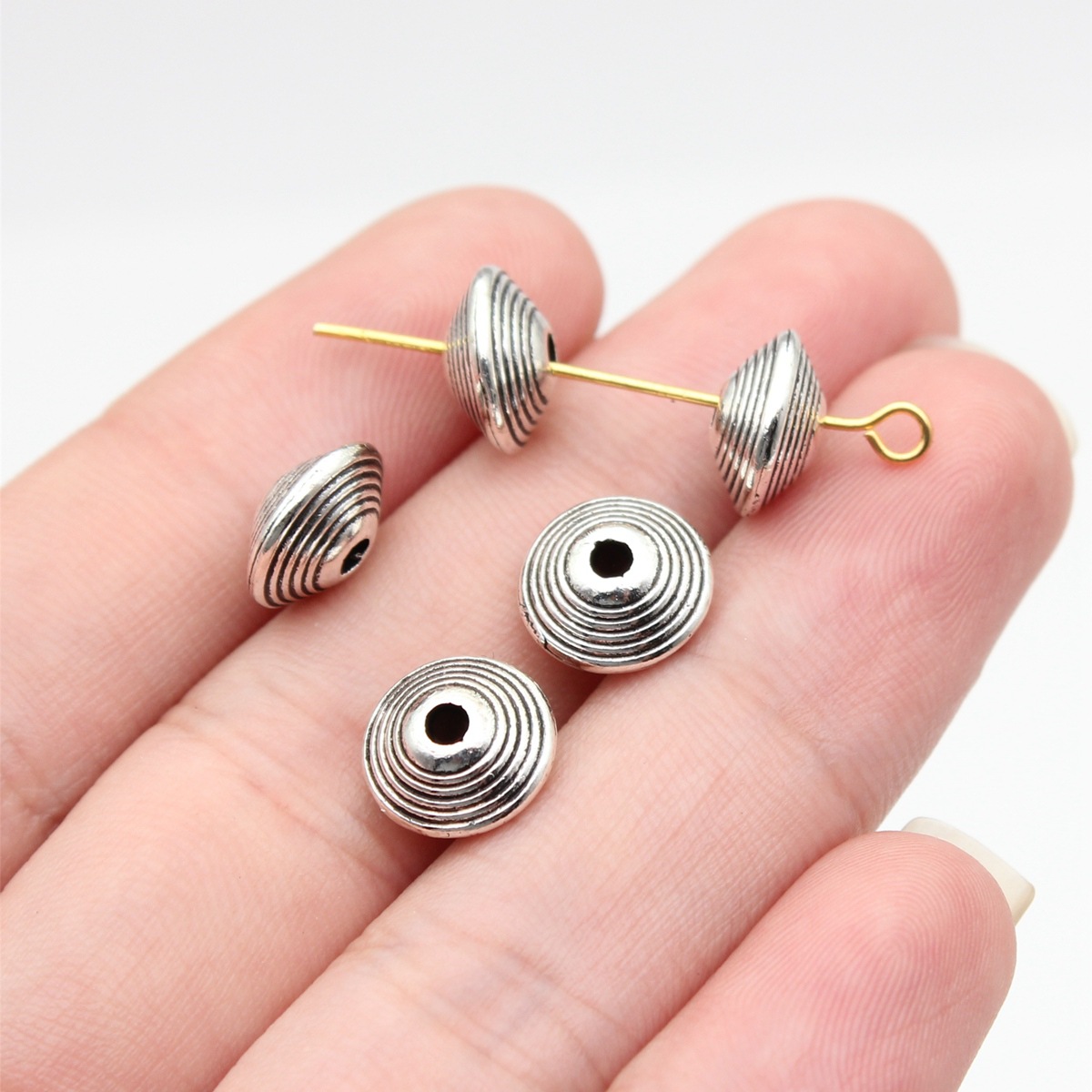 antique silver color