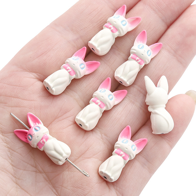 Gradient white powder