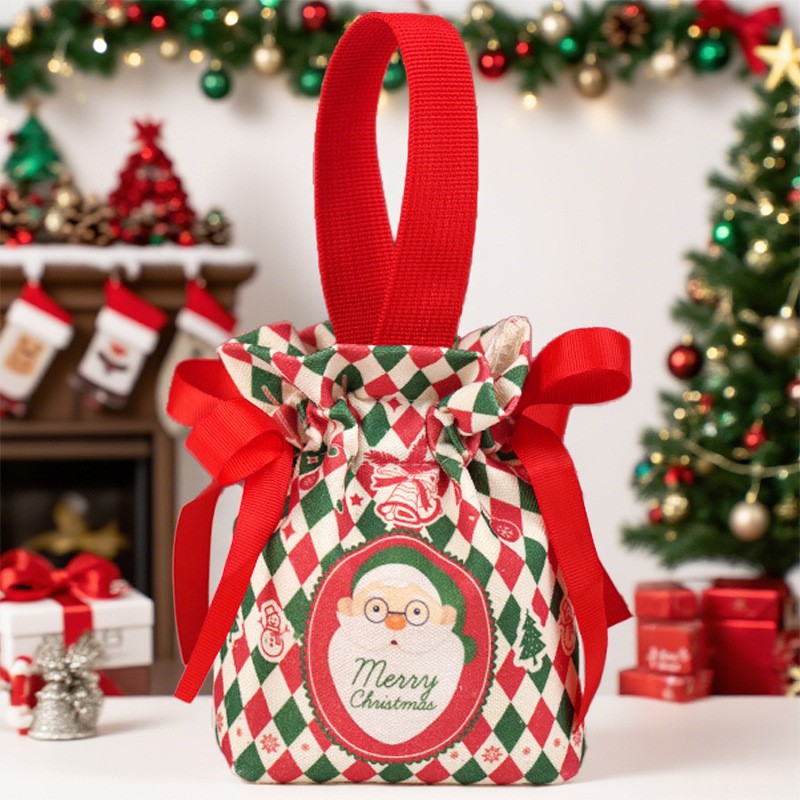 6:Christmas checkered drawstring bag 18*19*8cm