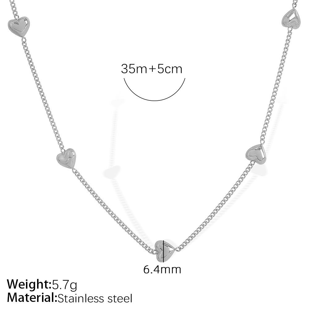 8:XL135 Vertical Heart silver Necklace
