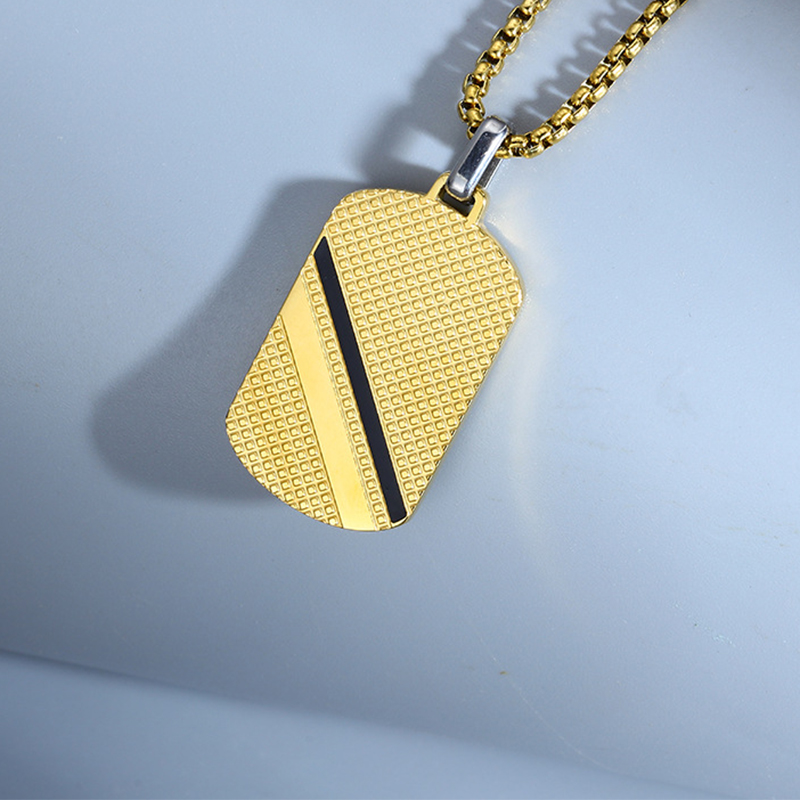 C pendant