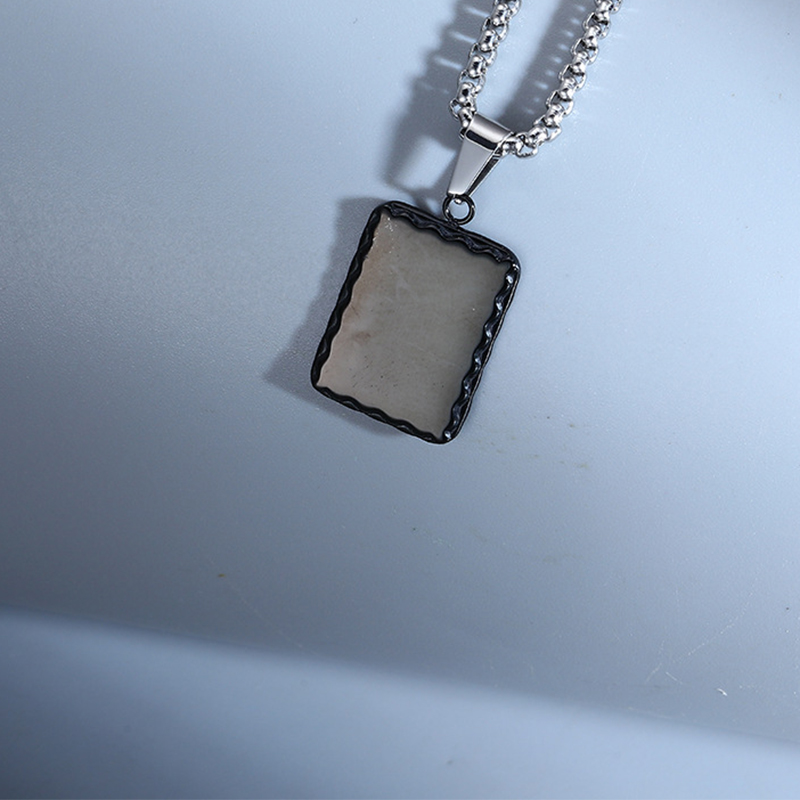 C pendant