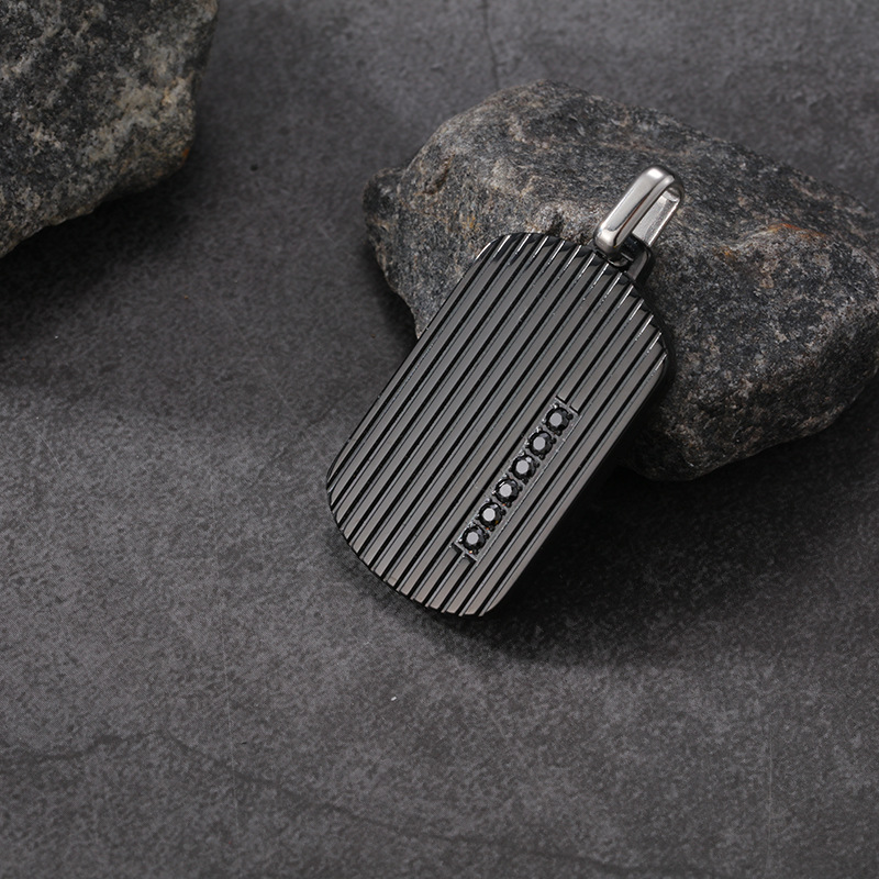 5:Single pendant (black black zircon)