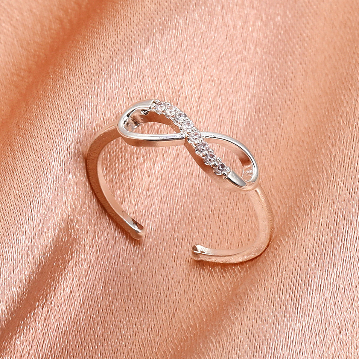 5:05 bright silver a-628