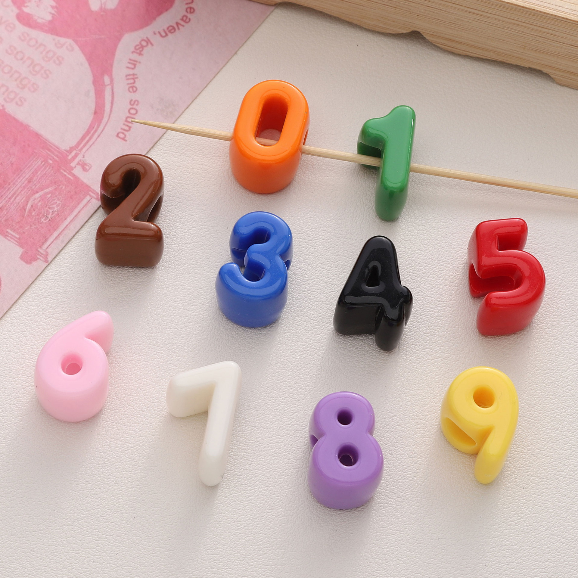 Digital beads 0-9 10/bag Random color