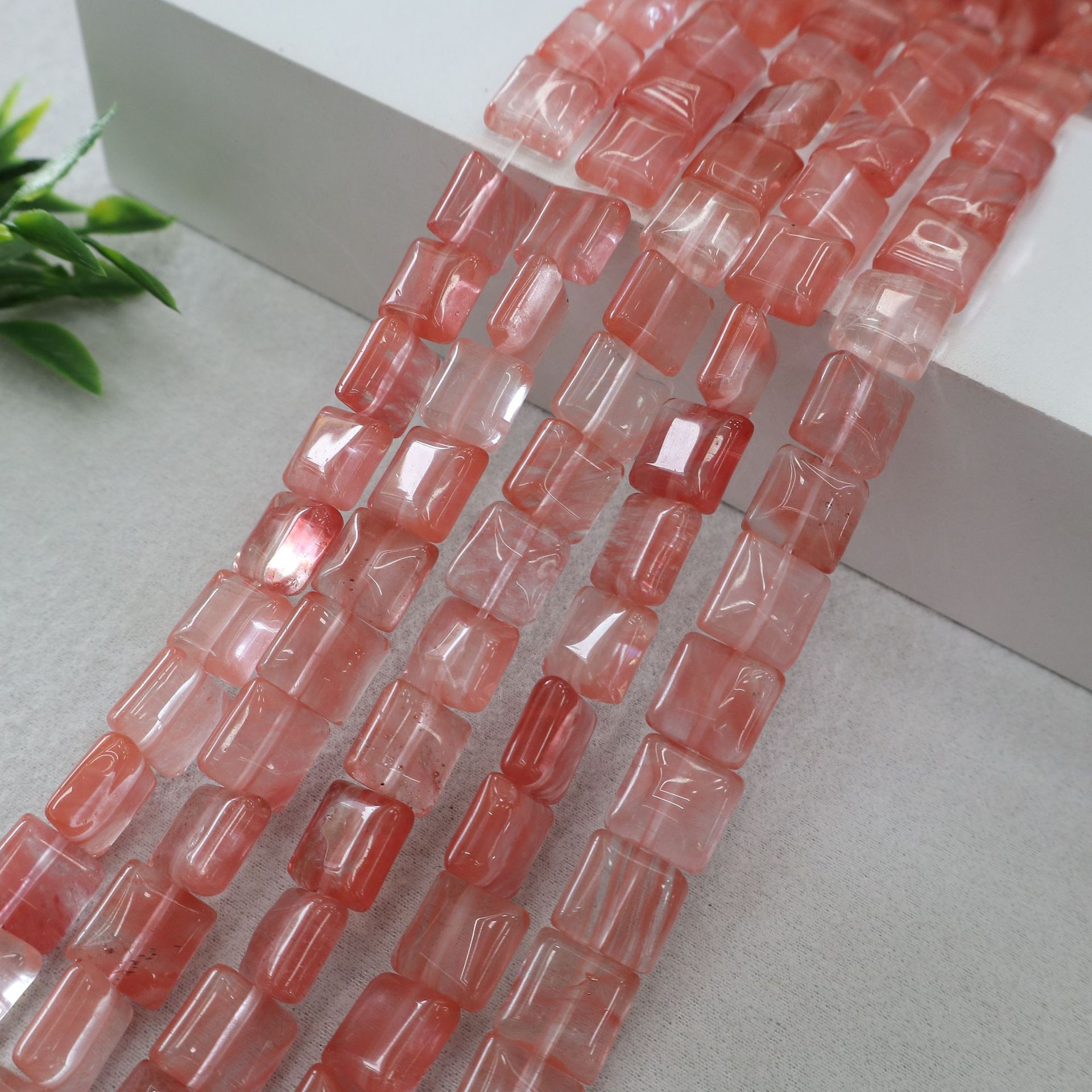 Cherry Quartz 10mm(about 40 pieces)