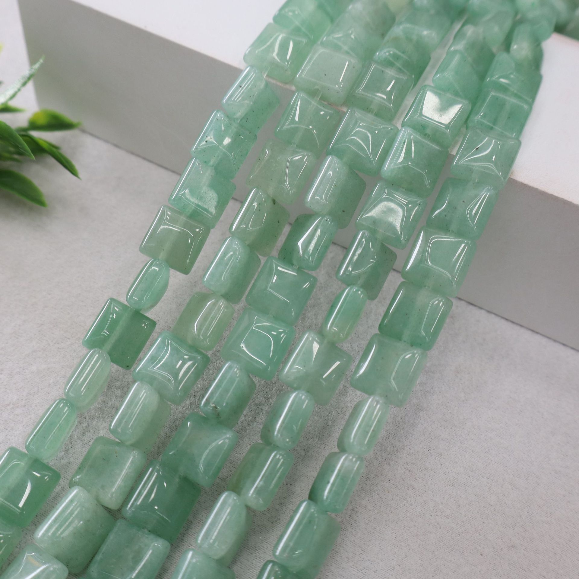 Green Aventurine 8mm(about 50 pieces)