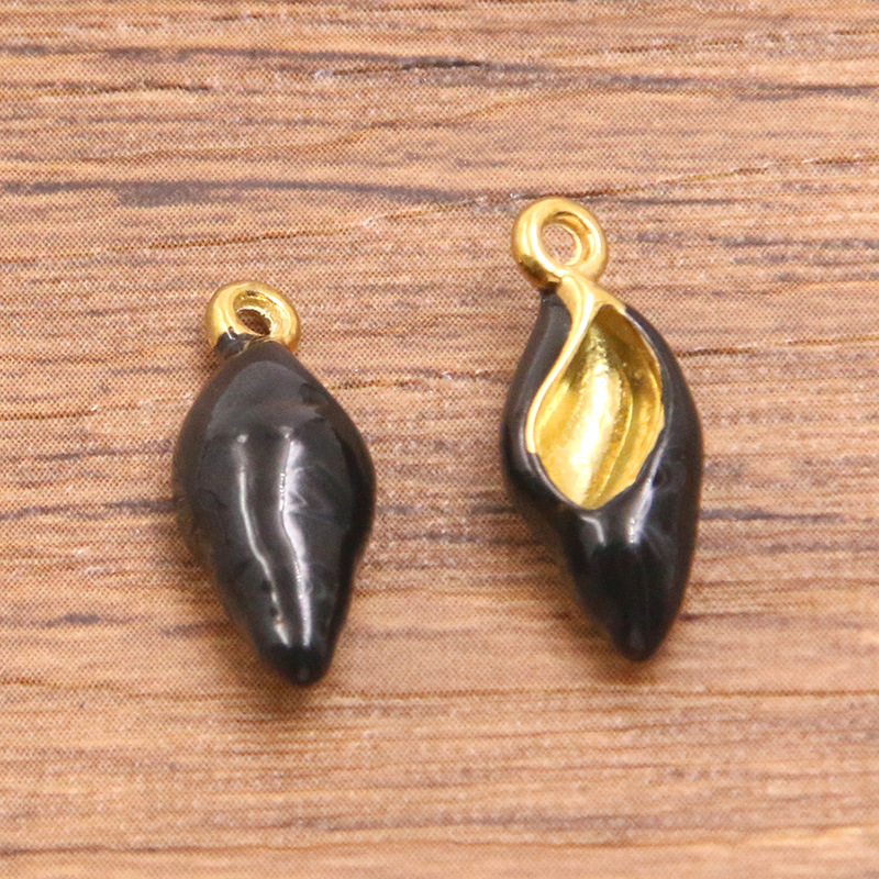 5:Black conch 6X15mm