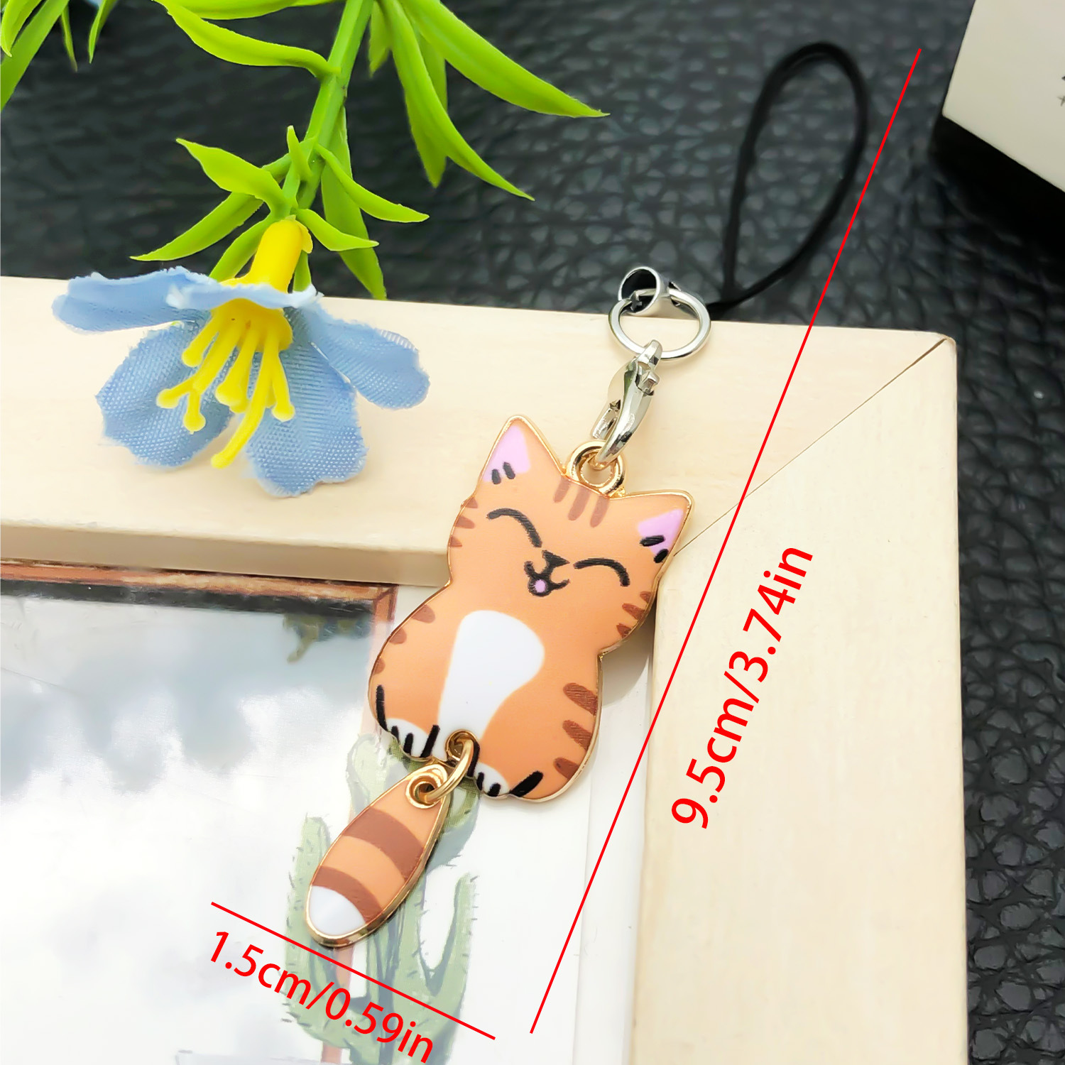 6:Ls77-1 orange cat mobile phone chain-2.3g