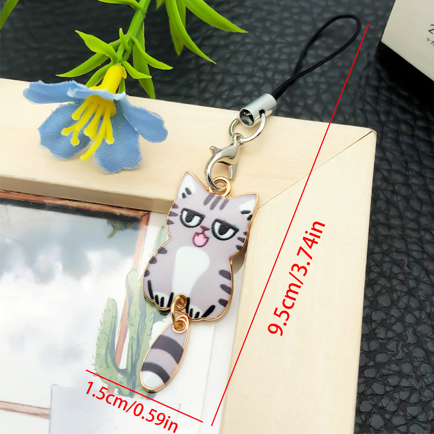 7:Ls78-1 gray and white cat mobile phone chain-2.2g