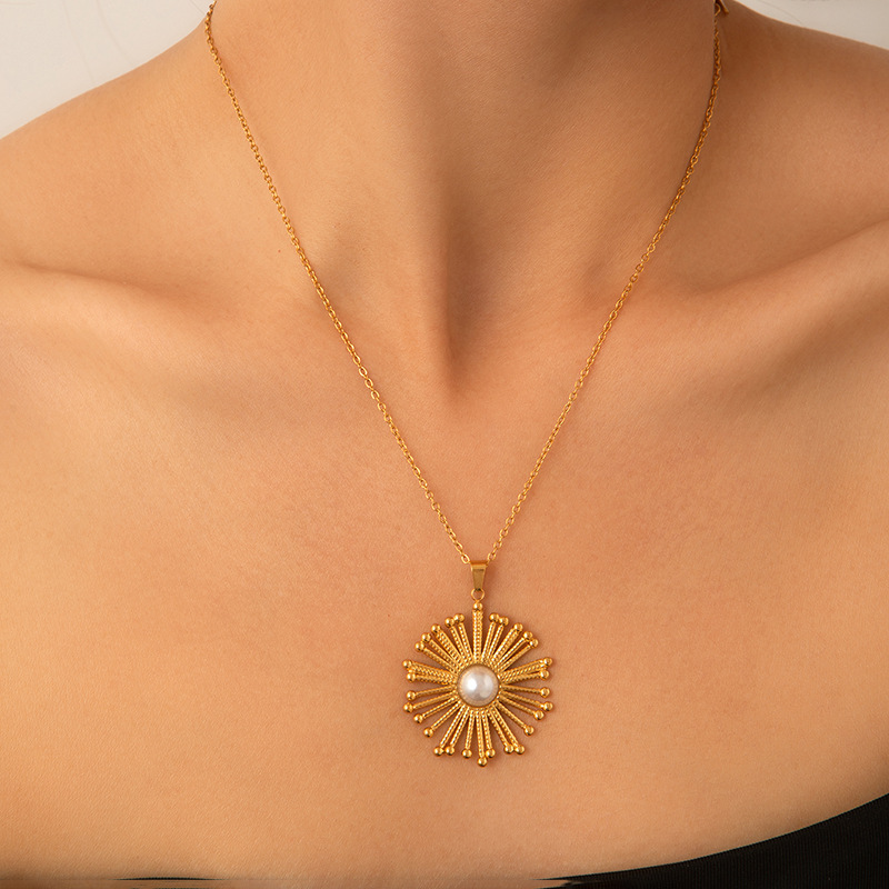 Gold sunflower necklace