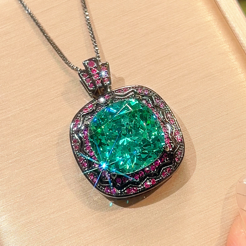 1:Black gold pala green pendant with chain