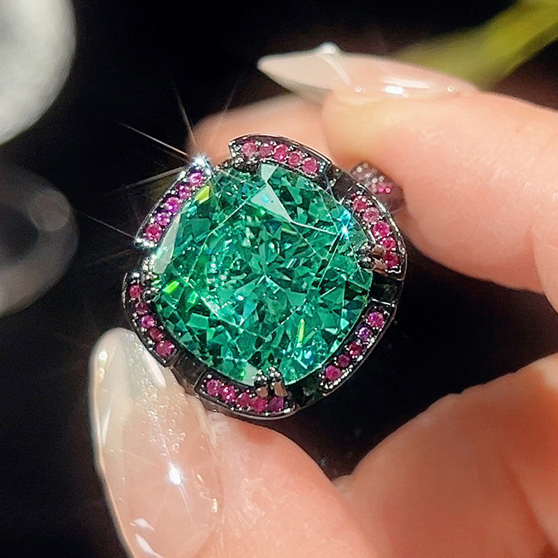 2:Black gold para green ring