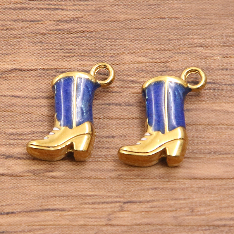 3:Blue boots are 13X15mm