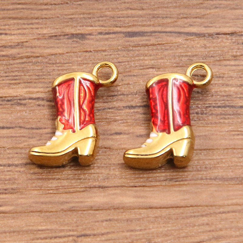 1:The red boots are 13X15mm