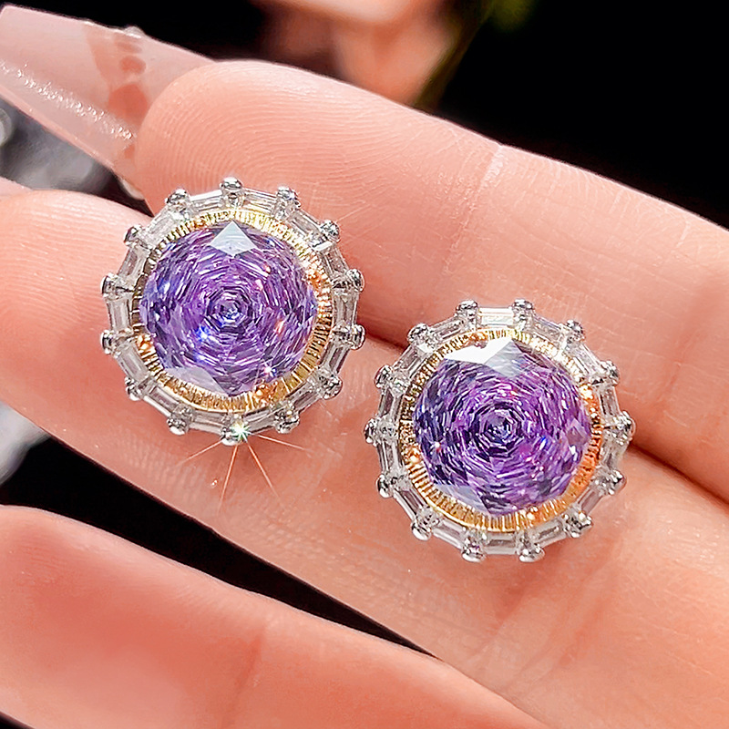 Zilan Roland stud earrings