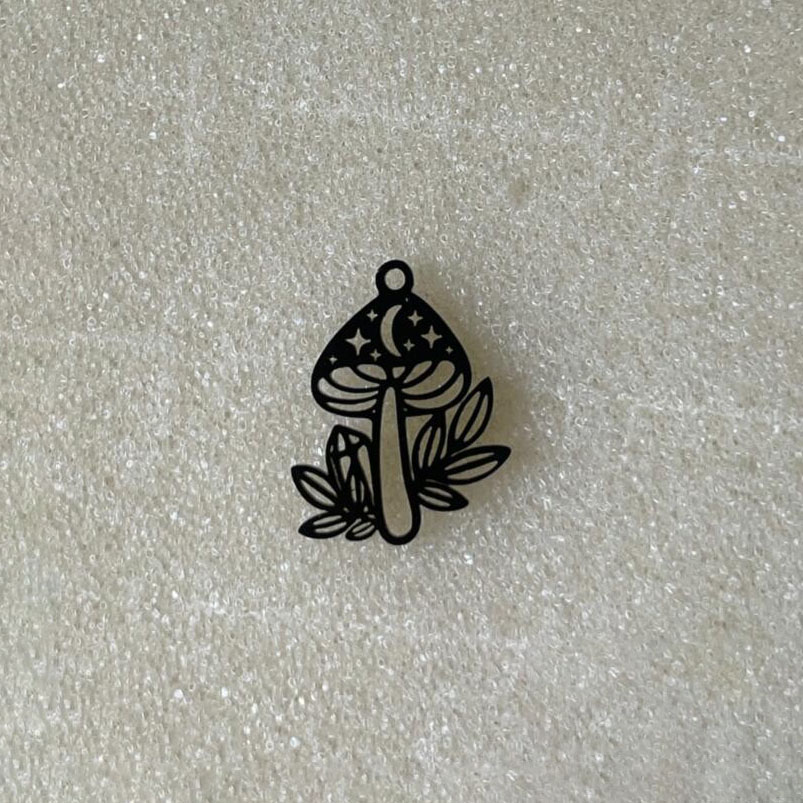 11:606 Black, 25x32mm