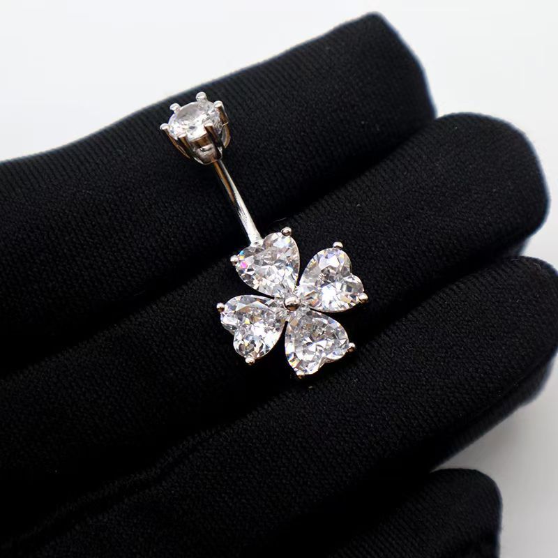 10:White zirconium heart