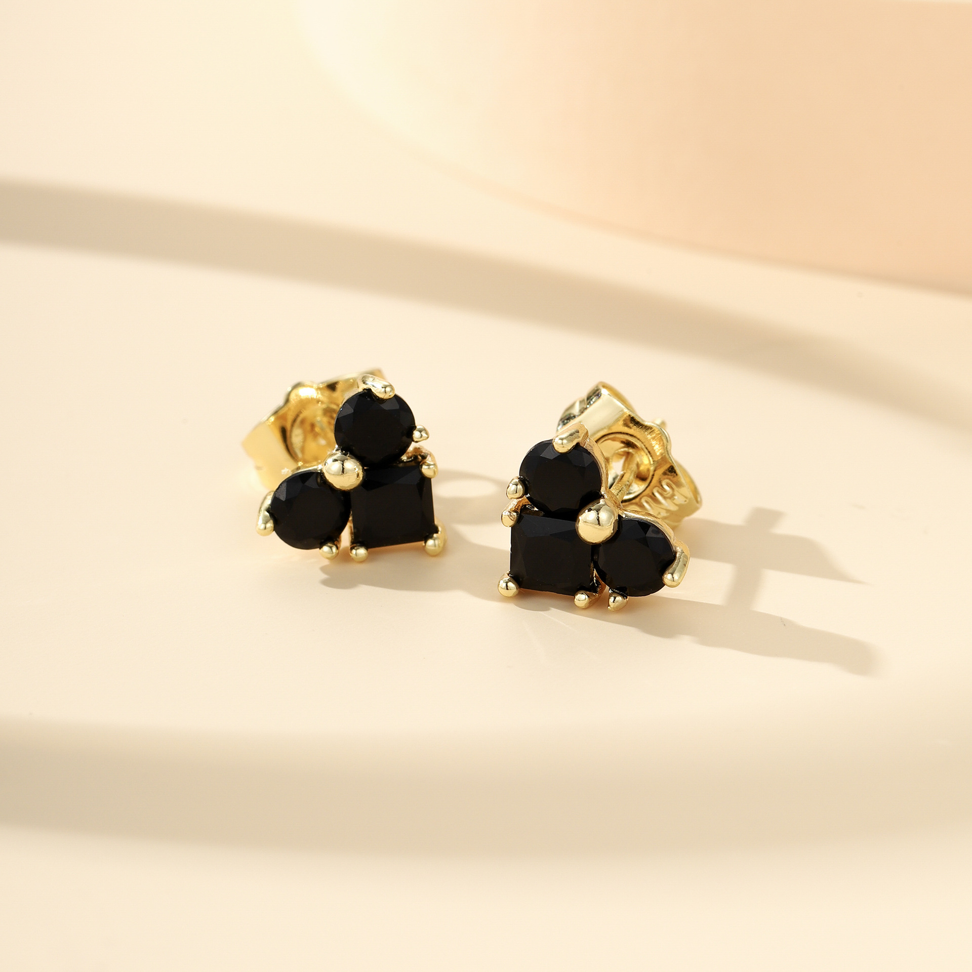 1:EH1067金色黑钻