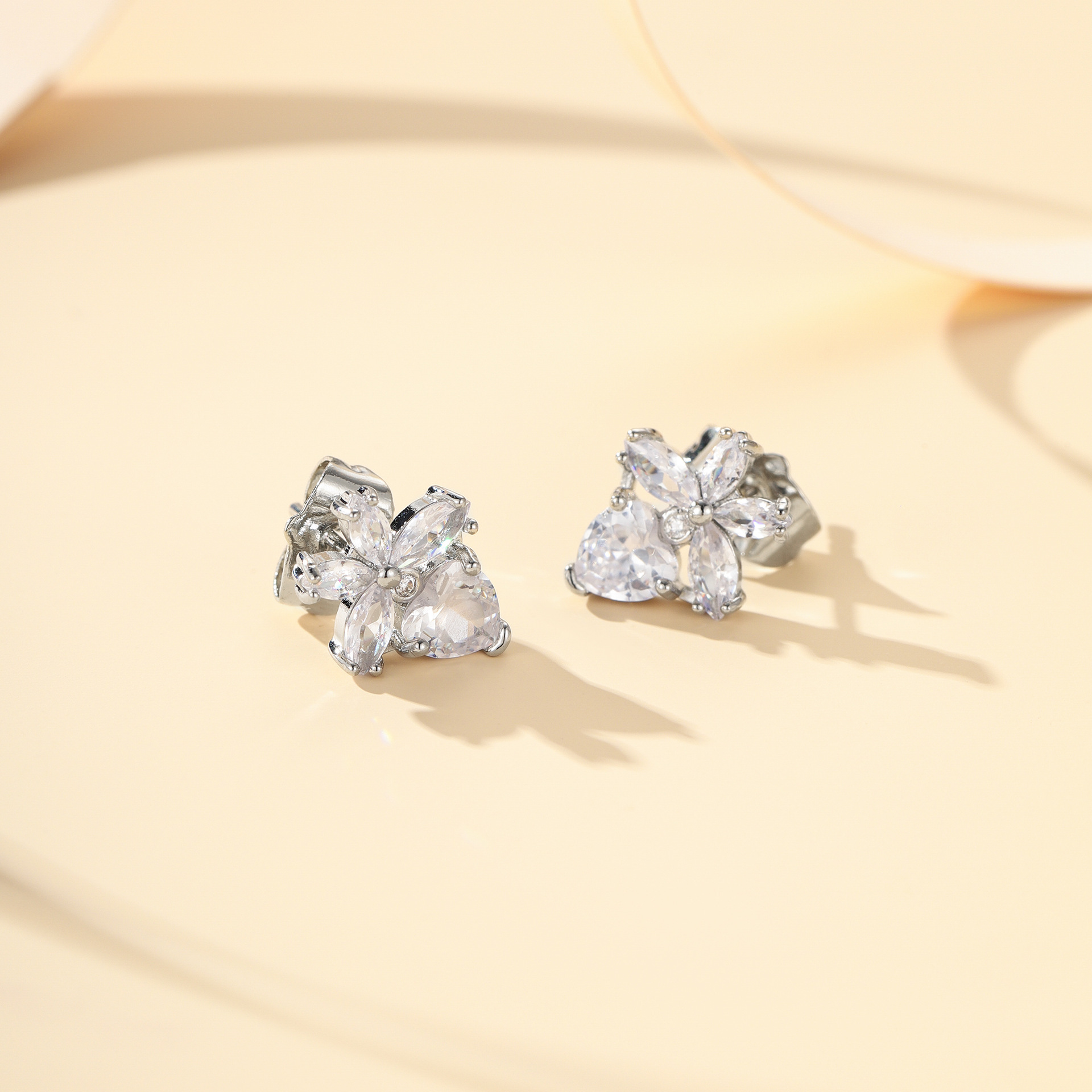 5:EH1061银色白钻