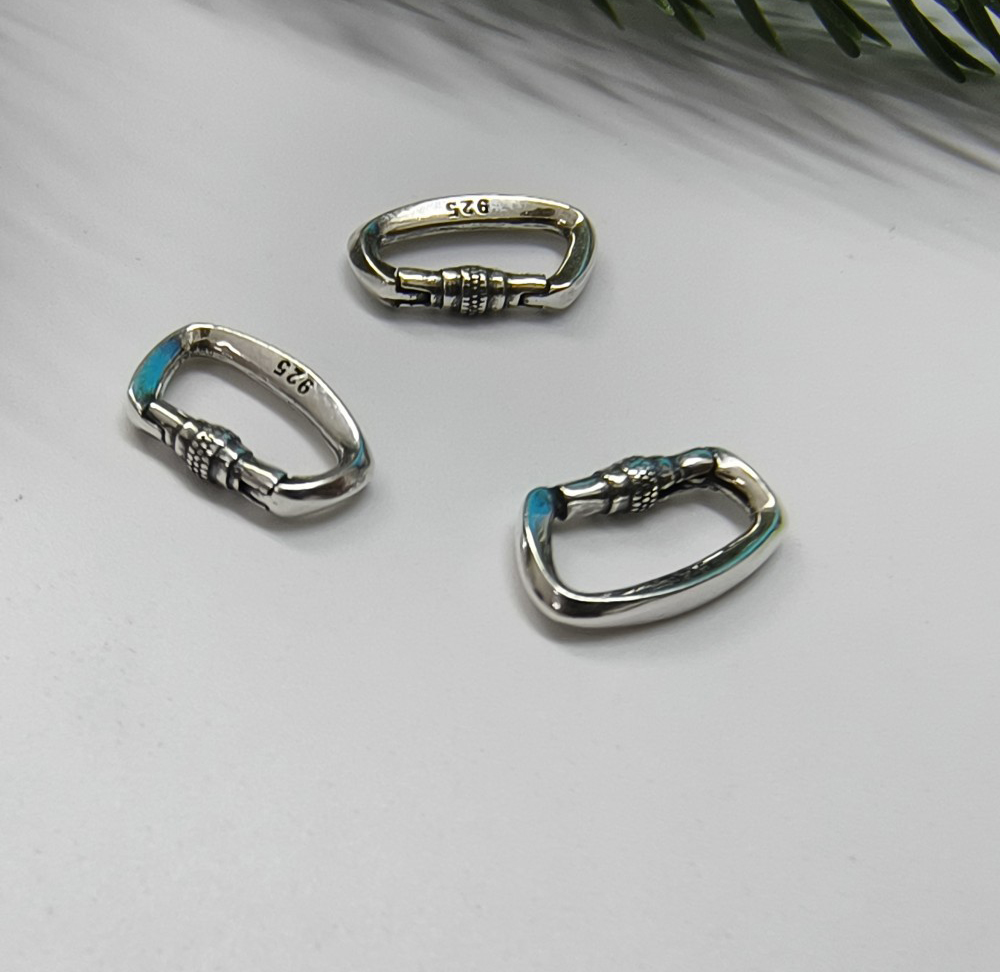 antique silver color