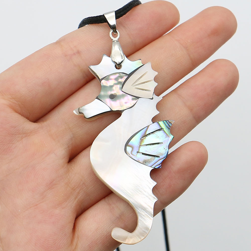Seahorse necklace, 30x59mm