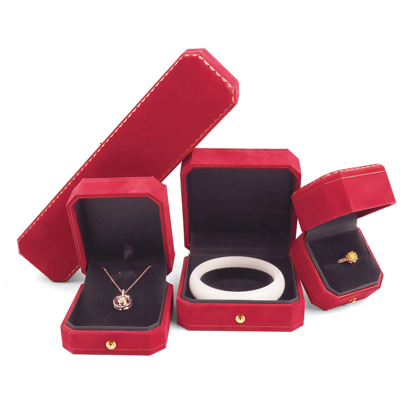 burgundy ring box 6.2*6.2*5.5cm