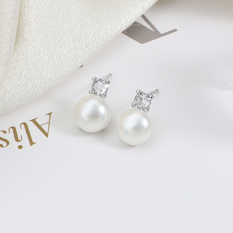 1:Natural white + silver