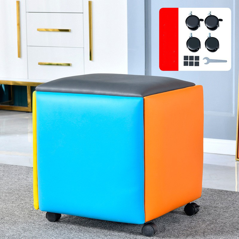 Color leather (color random)