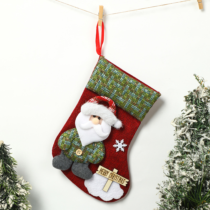 5:Red medium-sized linen socks for the elderly