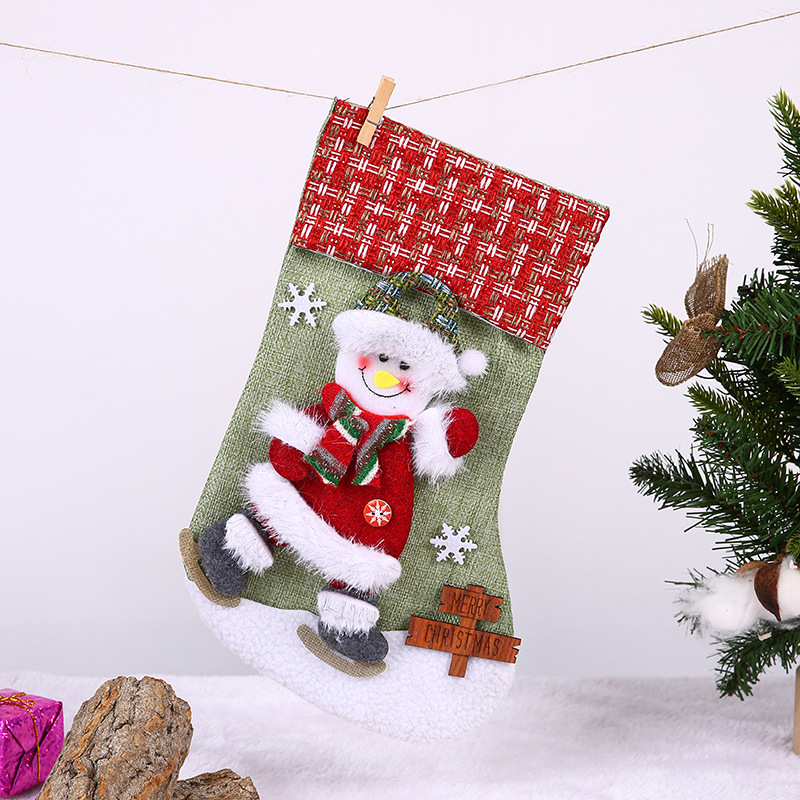 10:Large ski socks snowman