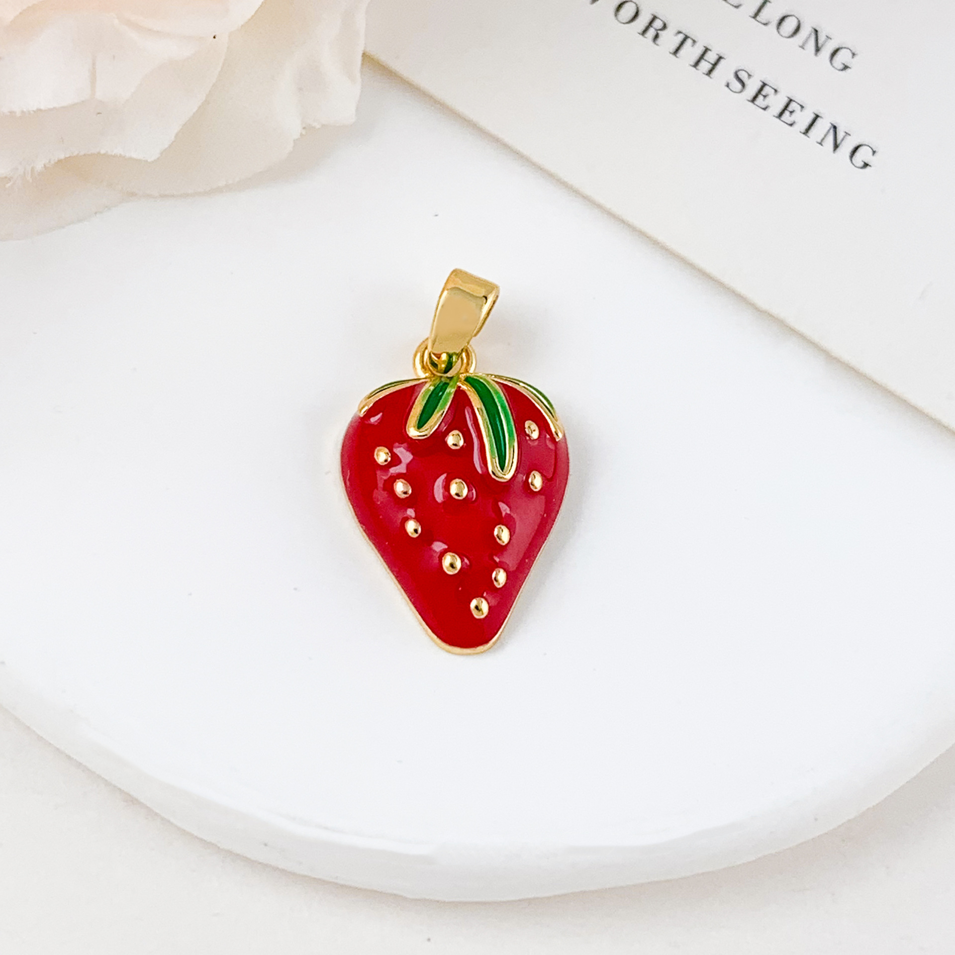 6:Xl3264 strawberry pendant gold