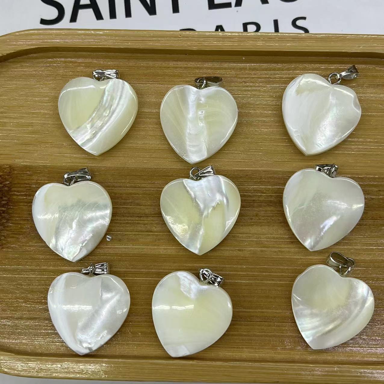 20MM heart-shaped (without rhinestone)