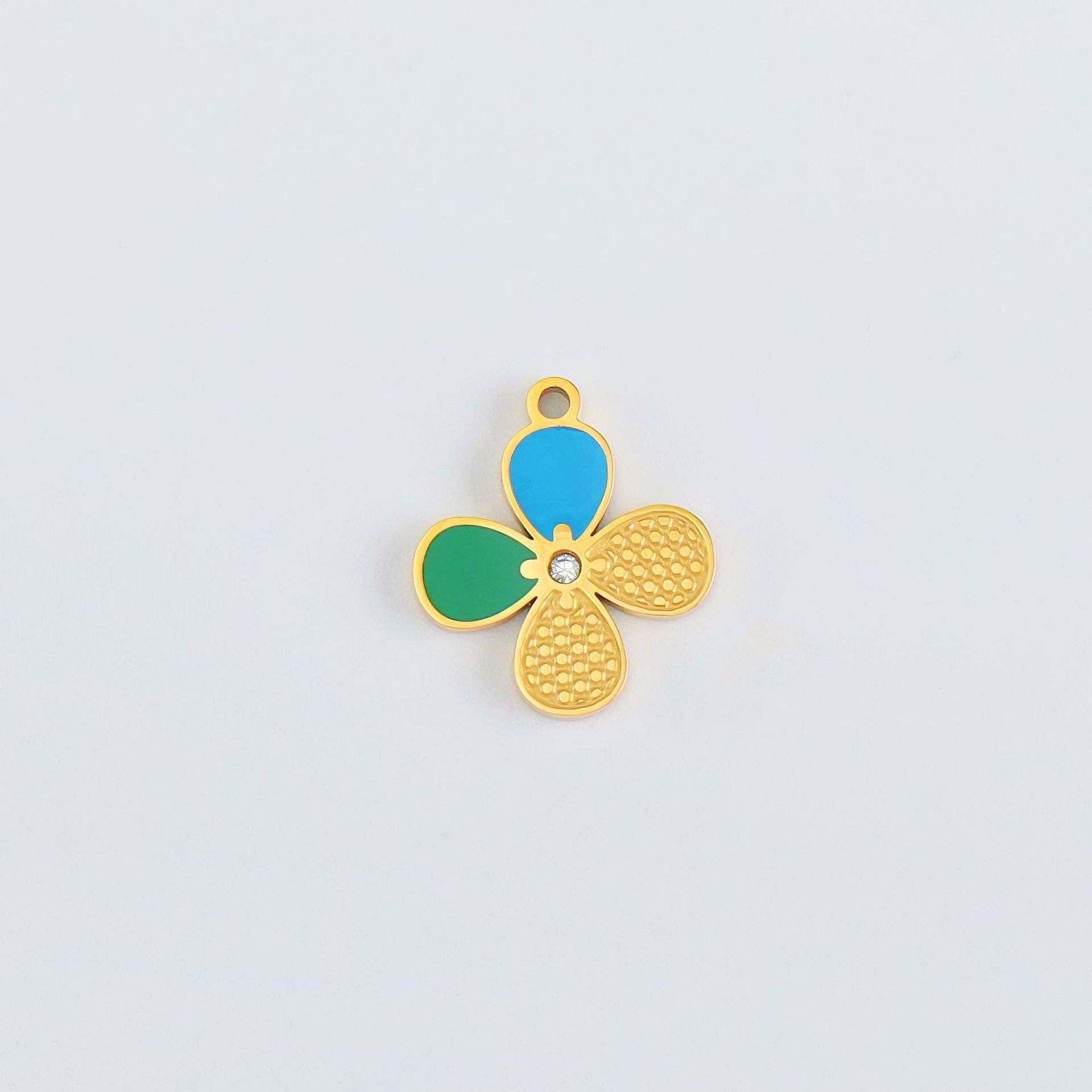 4:LADY00051