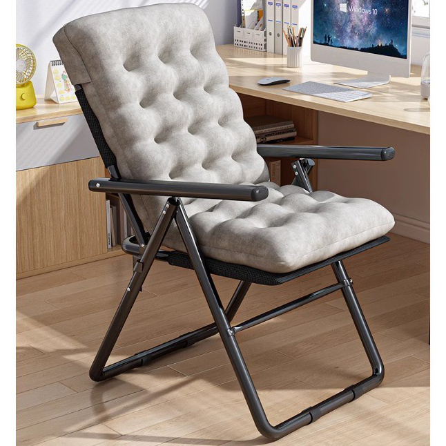 chair with pearl gray cotton pad