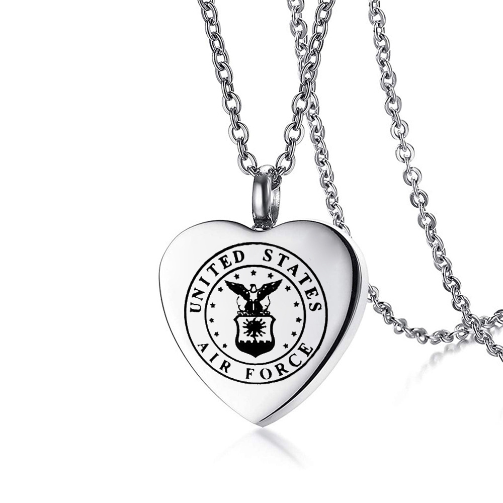 1:Pendant (lettering)