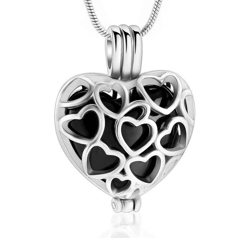 7:Silver black hollow heart pendant