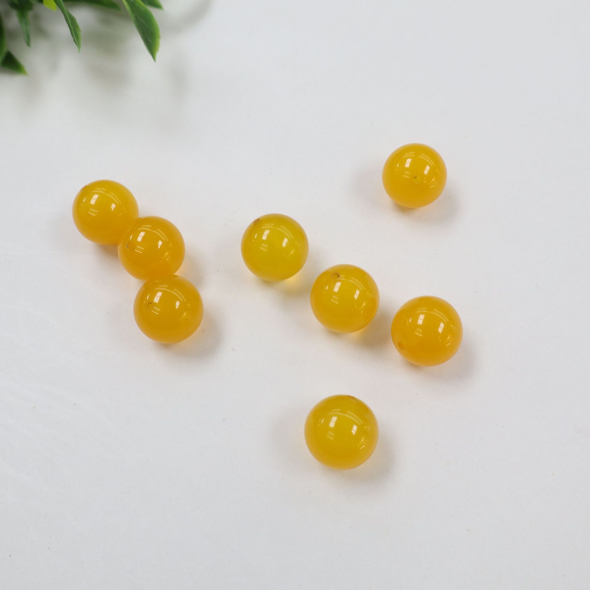 yellow agate 8mm